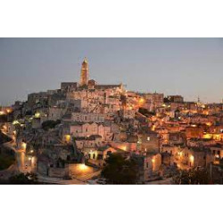 TRA I SASSI DI MATERA